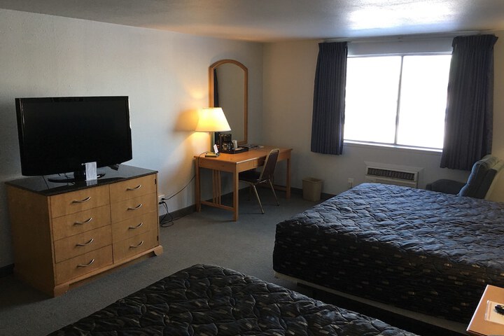 Room 20 of 33