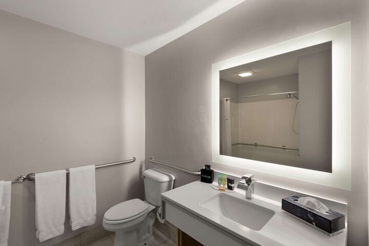 Wyndham Garden Galena Hotel & Day Spa