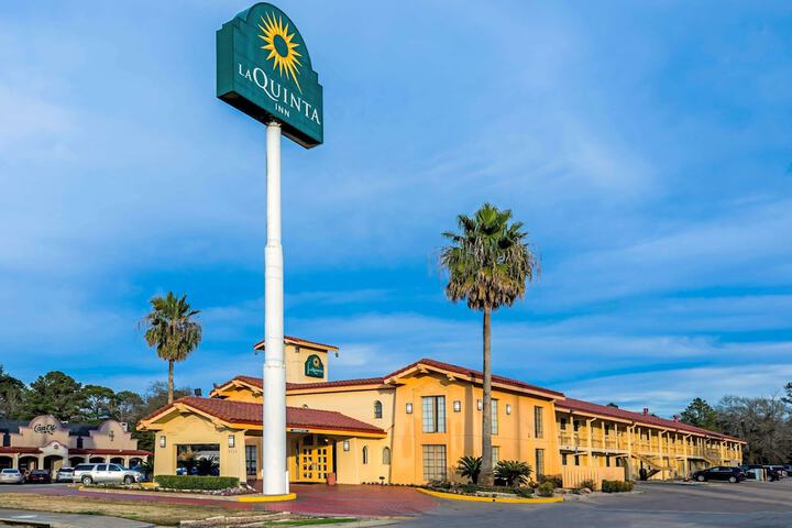 Hotel 3 of 33