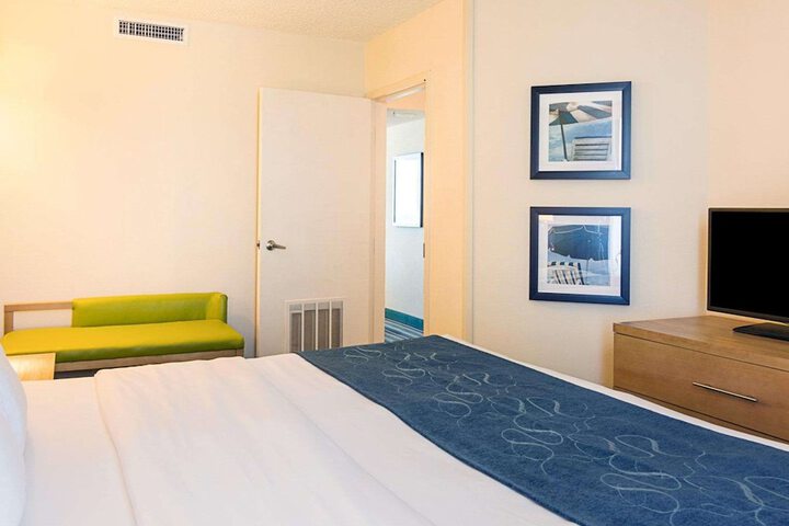 Room 19 of 27