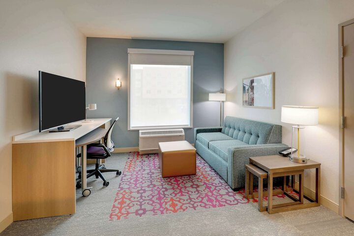Room 22 of 66