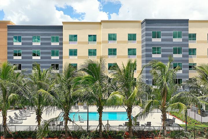 Pool 4 of 26