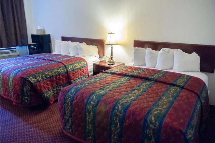 Room 7 of 15