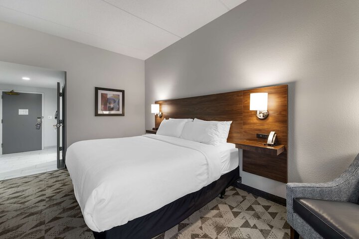 Room 21 of 31