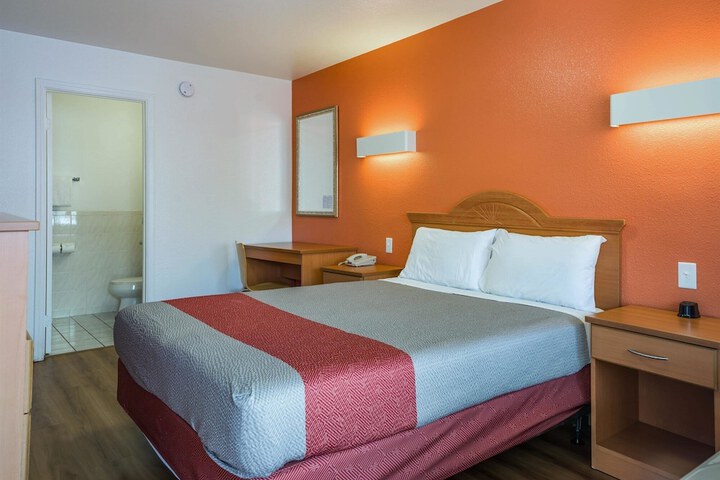 Motel 6 Concord CA