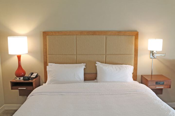 Room 14 of 78