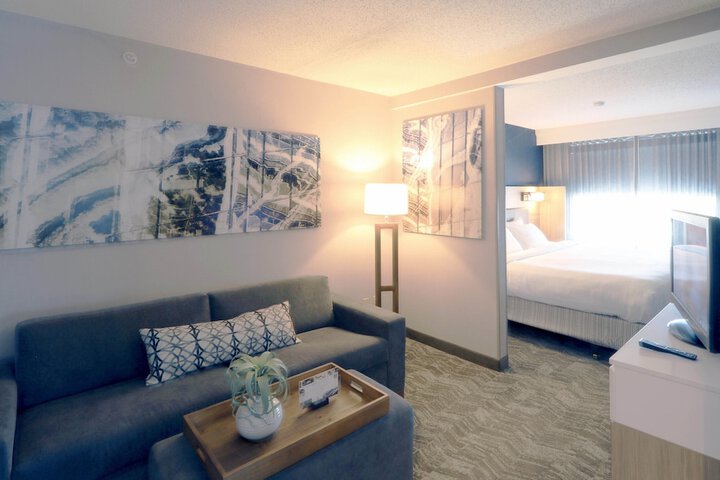 Room 18 of 34