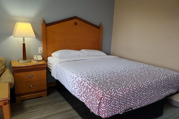 Room 10 of 54