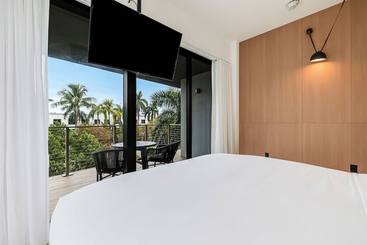 Room 22 of 56