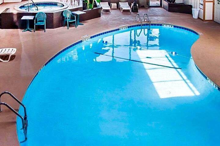 Clarion Inn