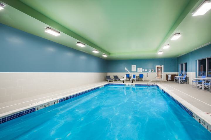Holiday Inn Express Queensbury - Lake George Area by IHG