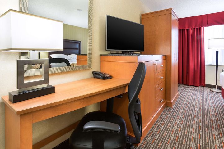 Room 18 of 38