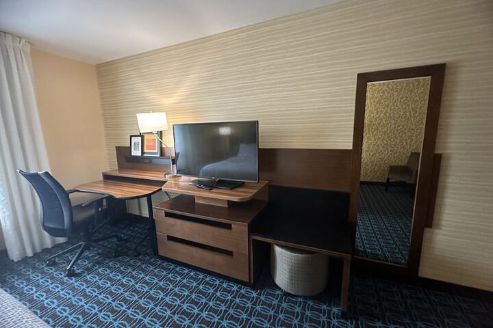 Room 16 of 22