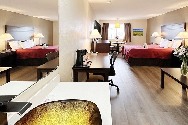 Room 10 of 30