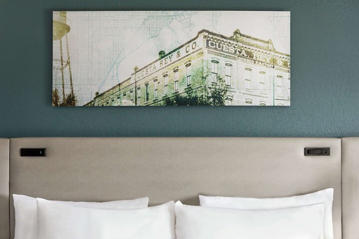 Hotel Alba Tapestry Collection by Hilton