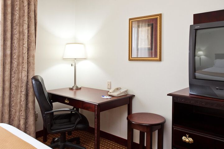 Room 20 of 46
