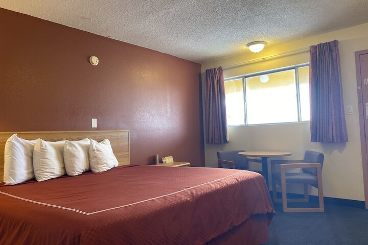 Room 42 of 50