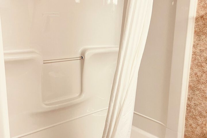 Room 8 of 28