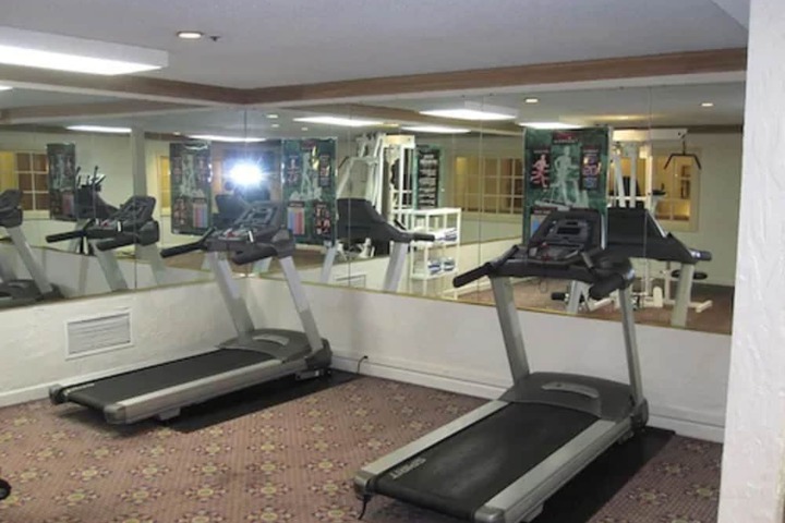 Chateau Hotel and Conference Center