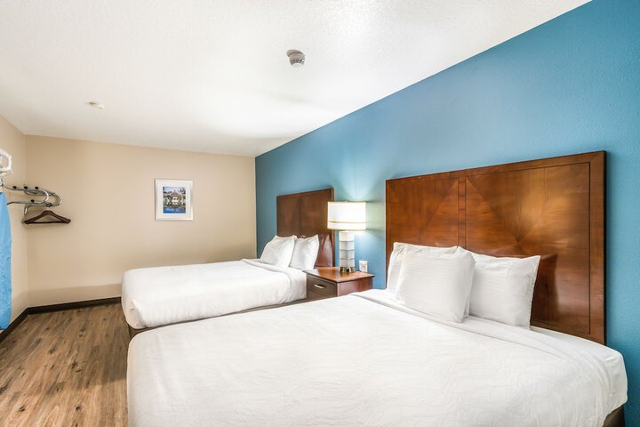 Room 16 of 27