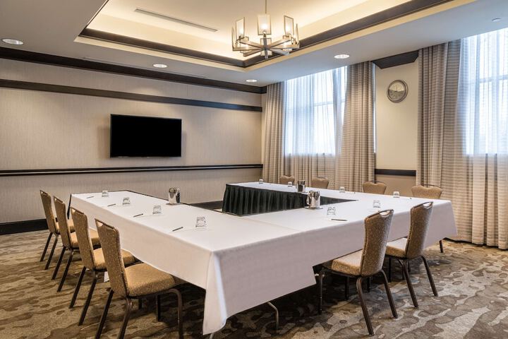 Hilton Columbus / Polaris