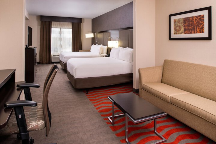 Holiday Inn Express & Suites Monroe by IHG