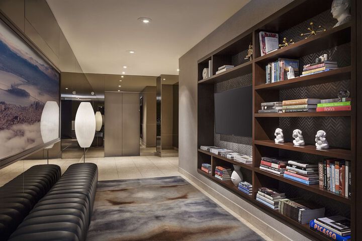 Room 51 of 78