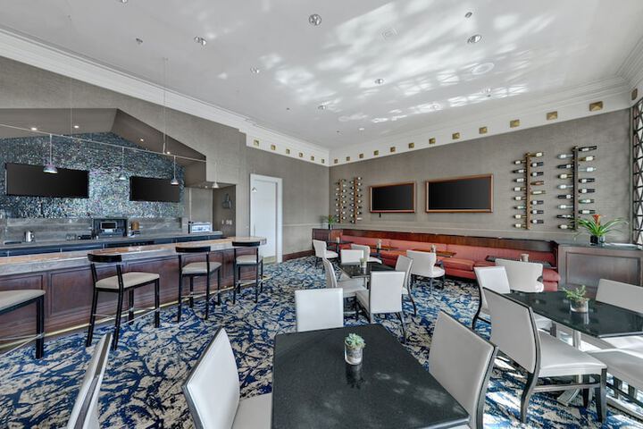 Renaissance Dallas North Hotel