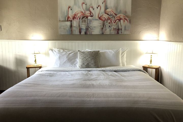 The Piccadilly Motel