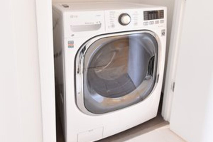 Laundry 40 of 100