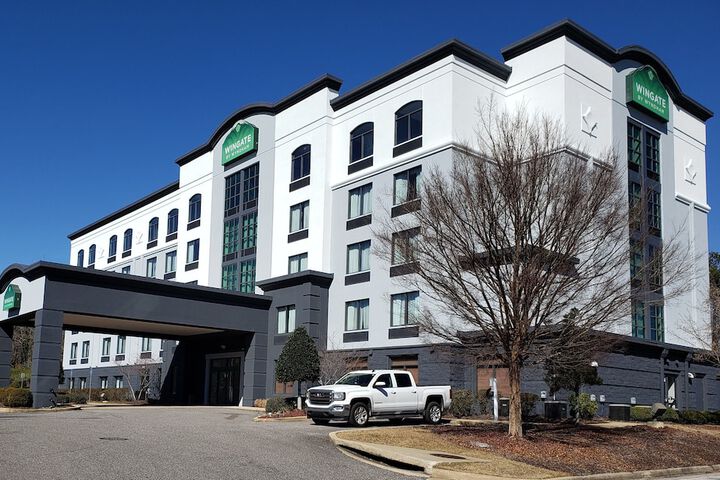 Hotel 2 of 49