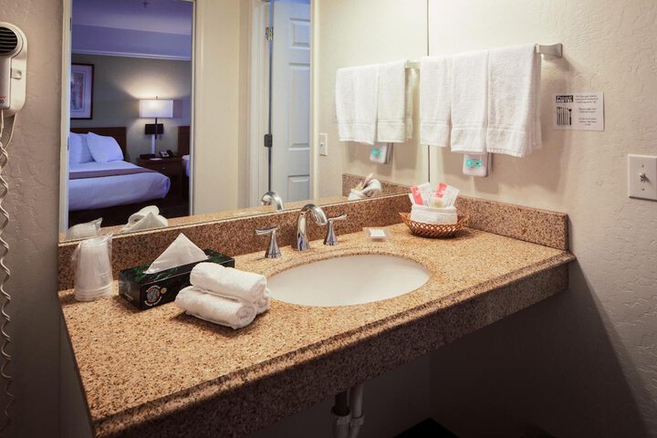 Room 20 of 29