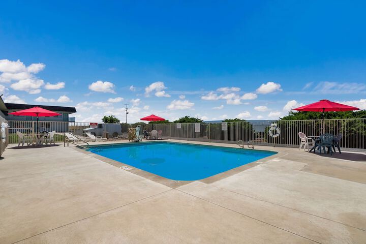 Pool 7 of 36
