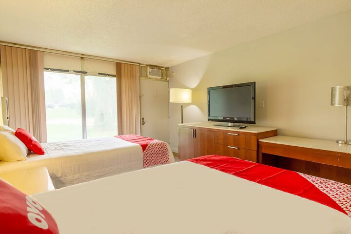 Room 9 of 47