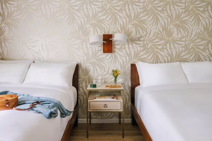 Room 38 of 60