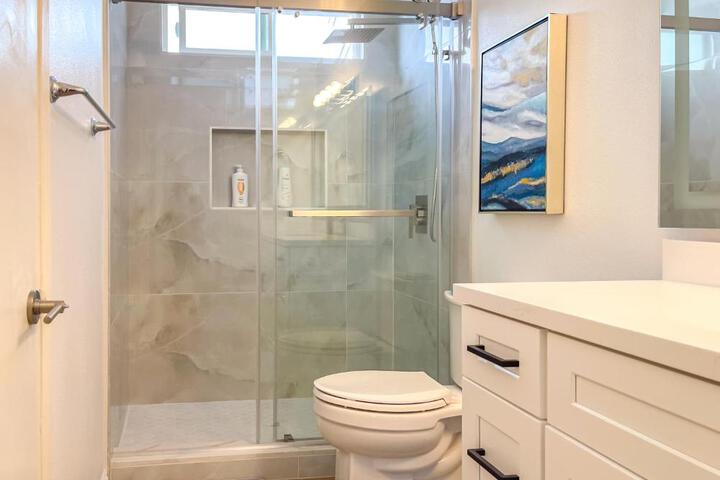 Sweet 2 bd for monthly stay! 20 mi to Disney