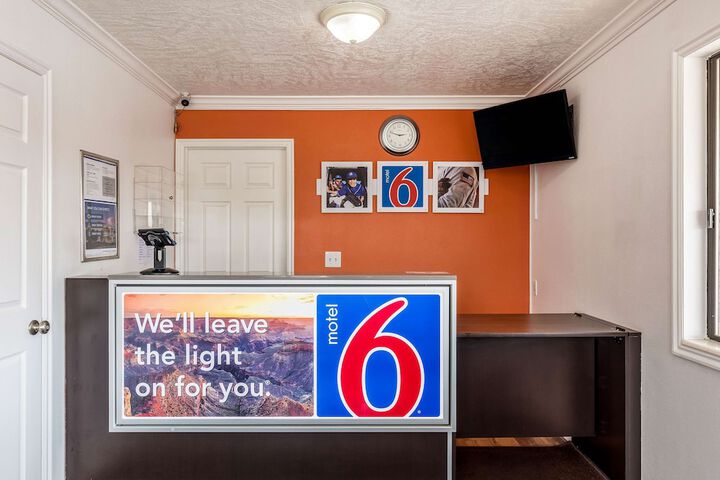 Motel 6 Tremonton UT