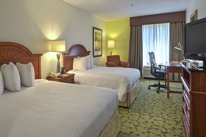 Room 19 of 39