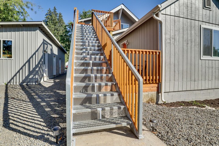 Cozy Lafayette Townhome Rental Near Parks & River