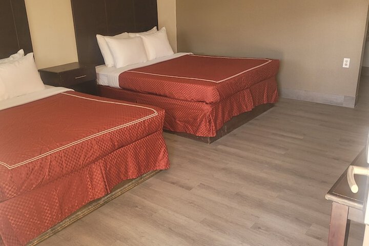 Room 15 of 50