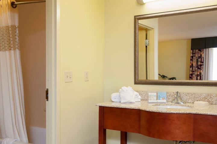 Room 21 of 51