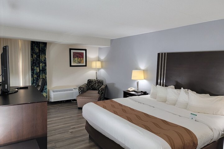 Room 12 of 26