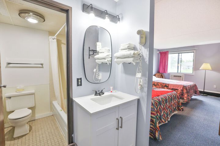 OYO Hotel Pipestone MN Canterbury Park