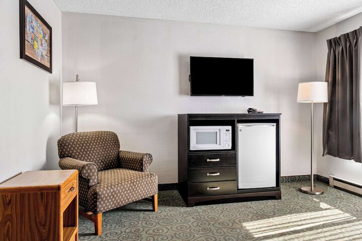 Room 15 of 40