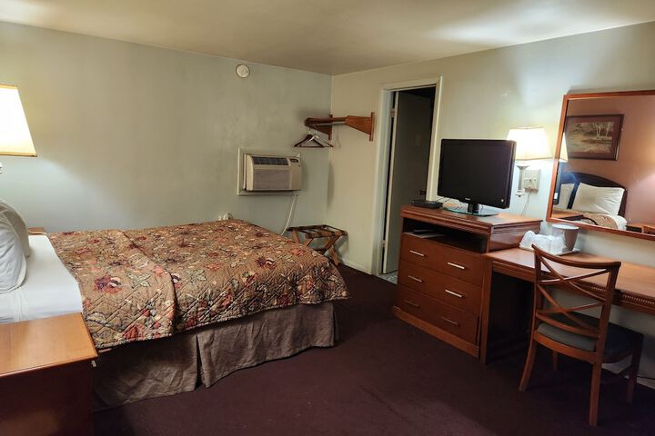 Room 14 of 56
