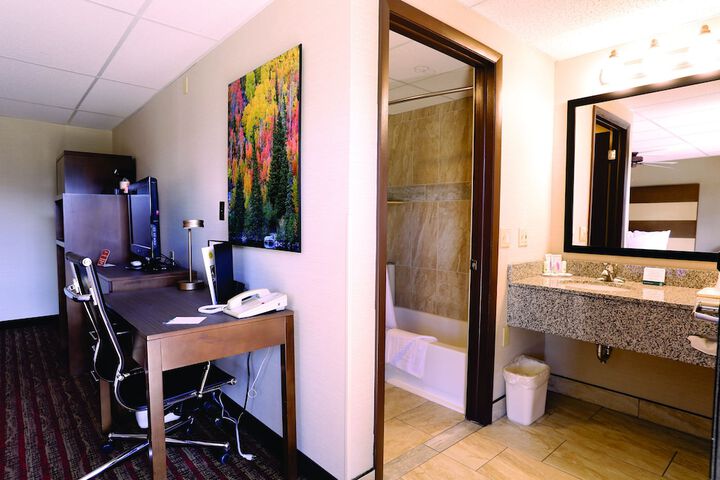 Quality Inn near Rocky Mountain National Park