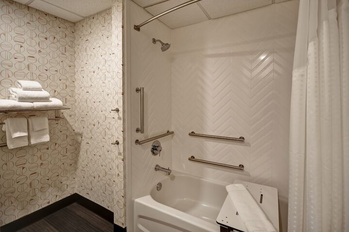 Room 47 of 93