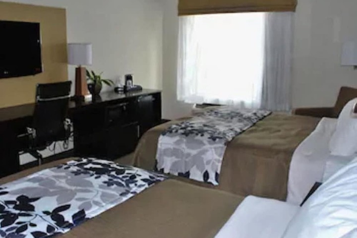 Room 22 of 29