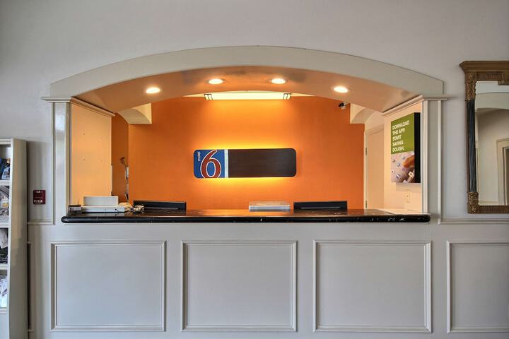 Motel 6 Edinburg TX