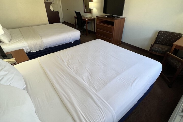 Room 20 of 37